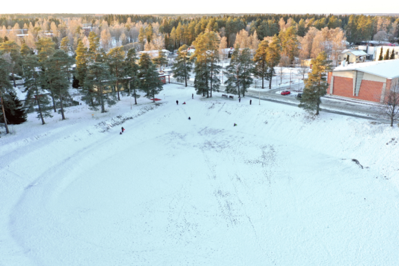 talvinen ilmakuva montulta